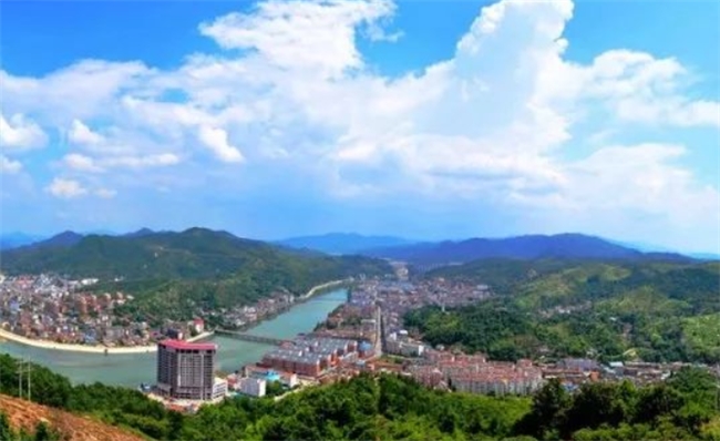 ��ҹ�������ǣ���֥�������ĸ�Ʒ��ֵ���򣿼�С����֥������������99%�Ʊں�����